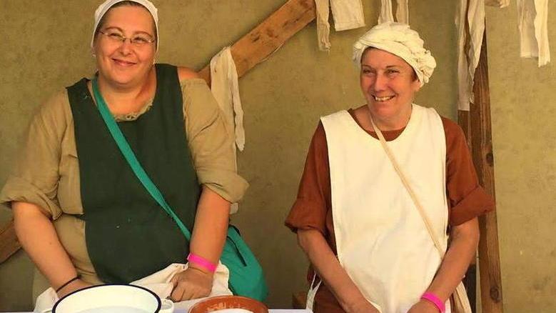 Scenografie de “I Medici” e i segreti di Cinecittà per arricchire il viaggio di Volterra nel Medioevo