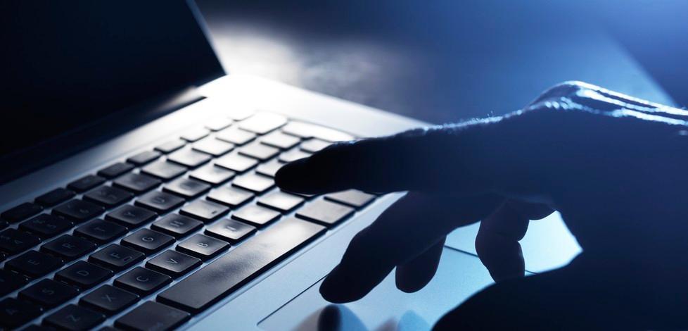 «Paga o diffondo il tuo video porno» Torna il ricatto web 