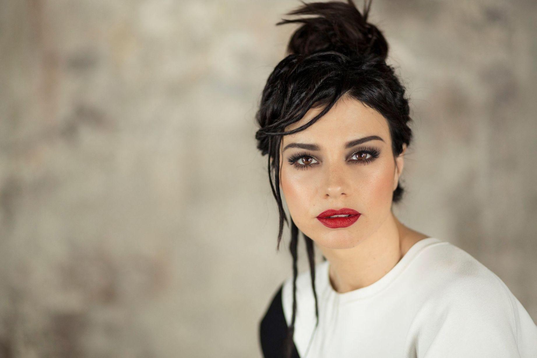 Dolcenera live piano e voce