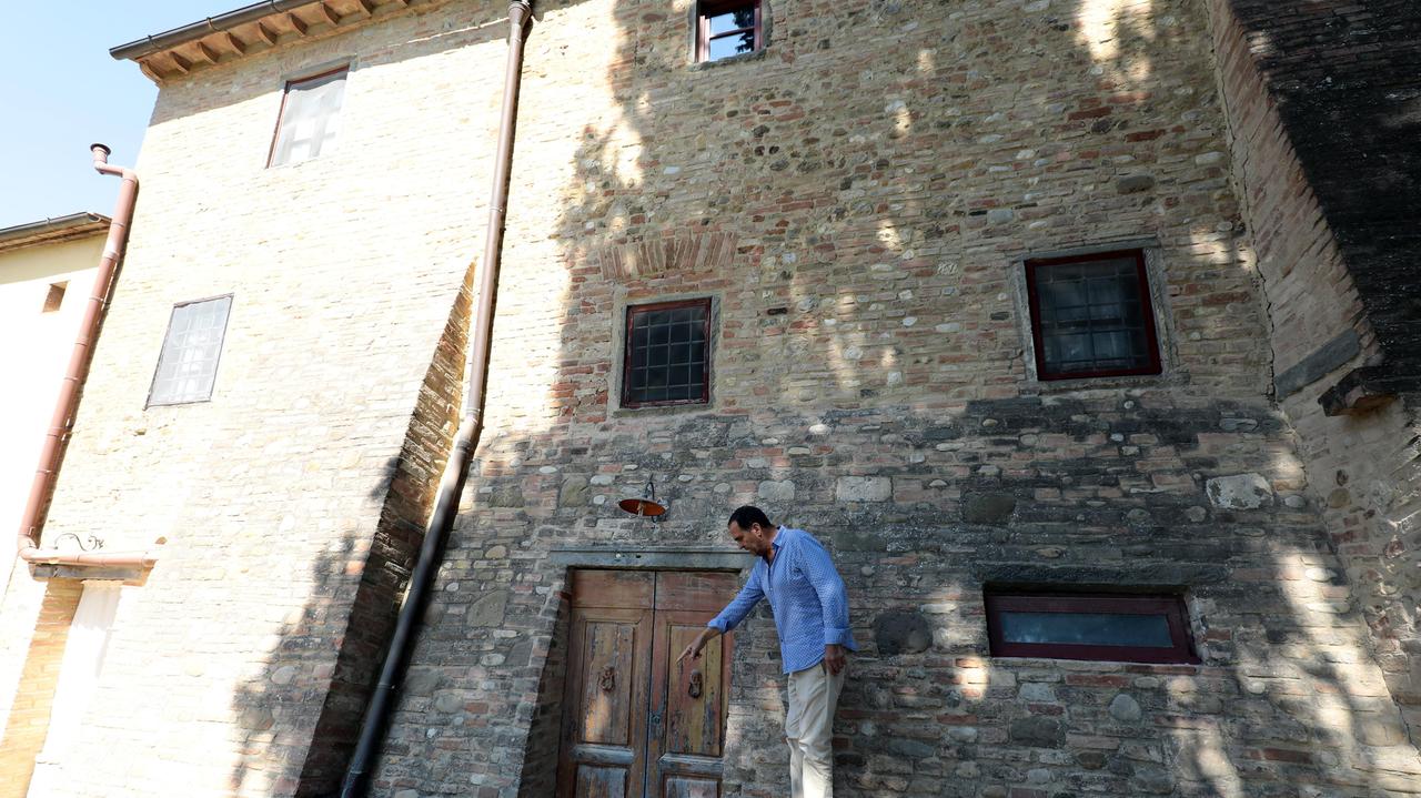 Migliorano le condizioni del bambino caduto dalla finestra