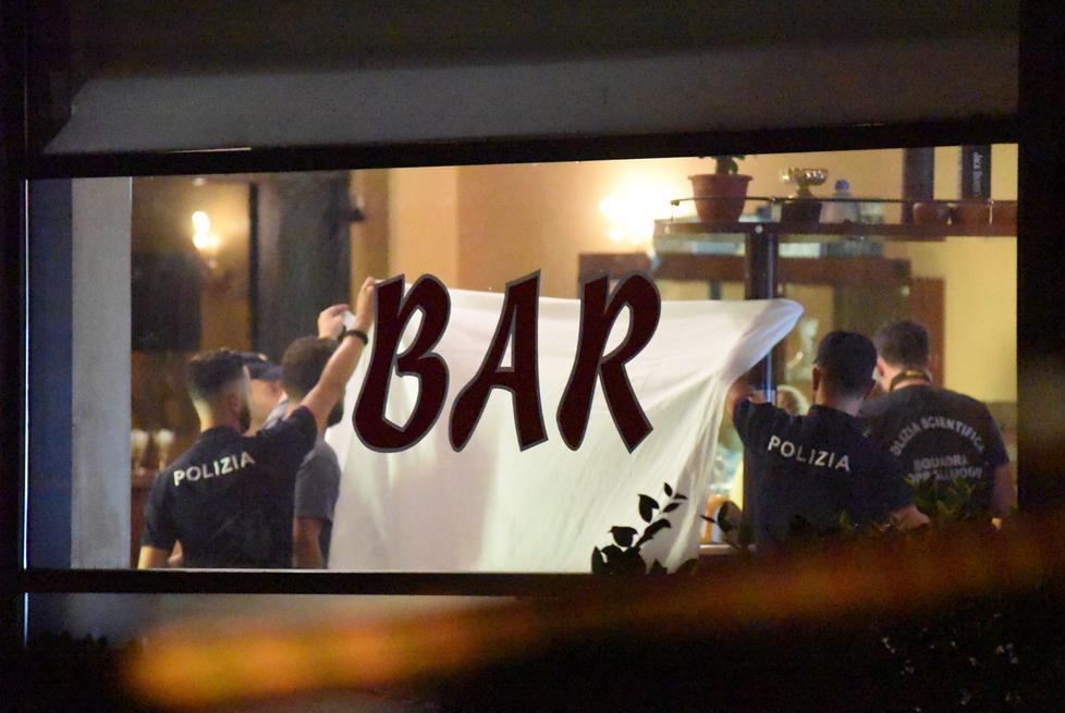 Barista uccisa, l’omicida: «Voglio morire». La difesa: problemi psichici 