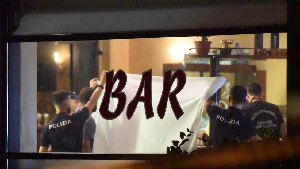 Barista uccisa, l’omicida: «Voglio morire». La difesa: problemi psichici