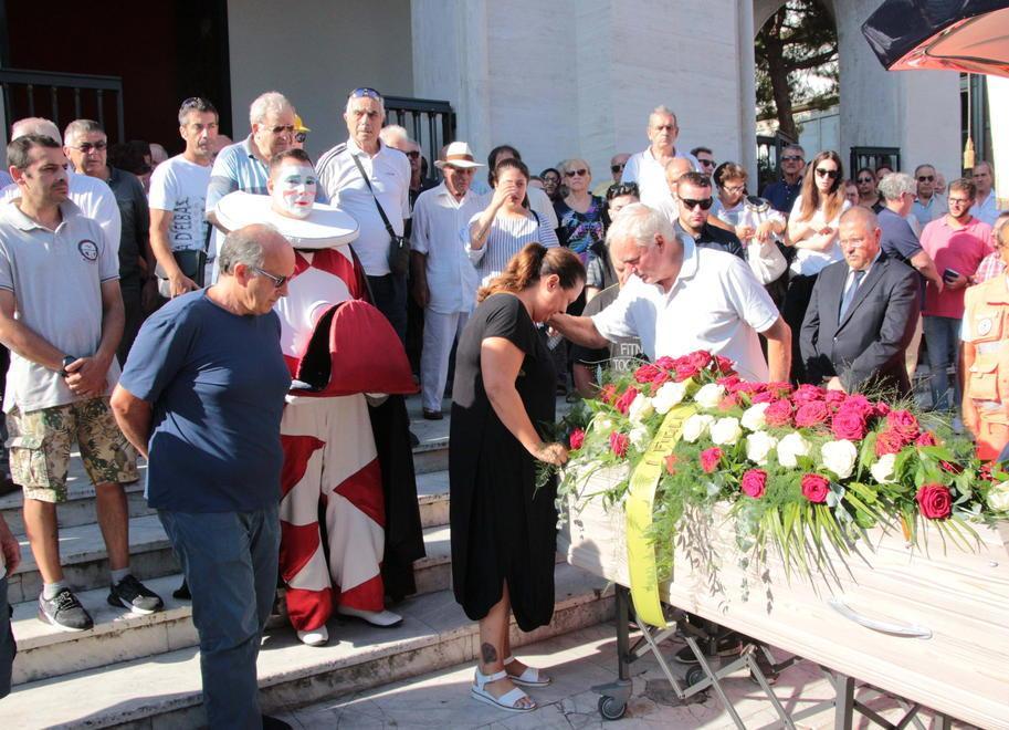 La città saluta Arnaldo Galli «Il nostro addio col sorriso» 