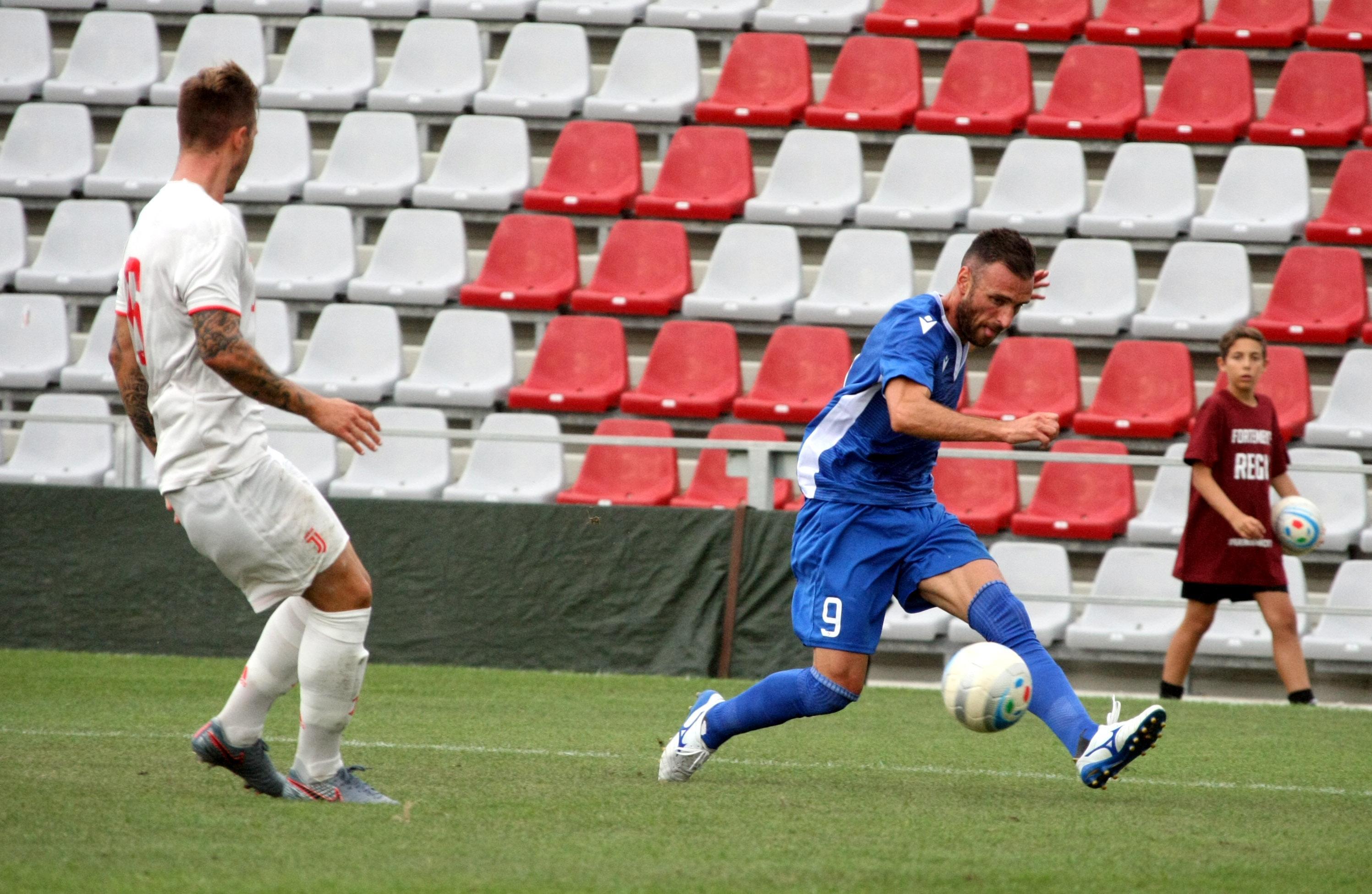 Scappini in azione al "Moccagatta" contro la Juve Under 23