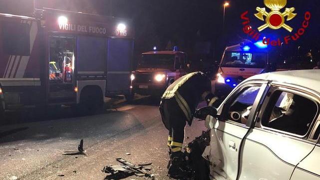 Due feriti nello scontro frontale sulla Sp 19