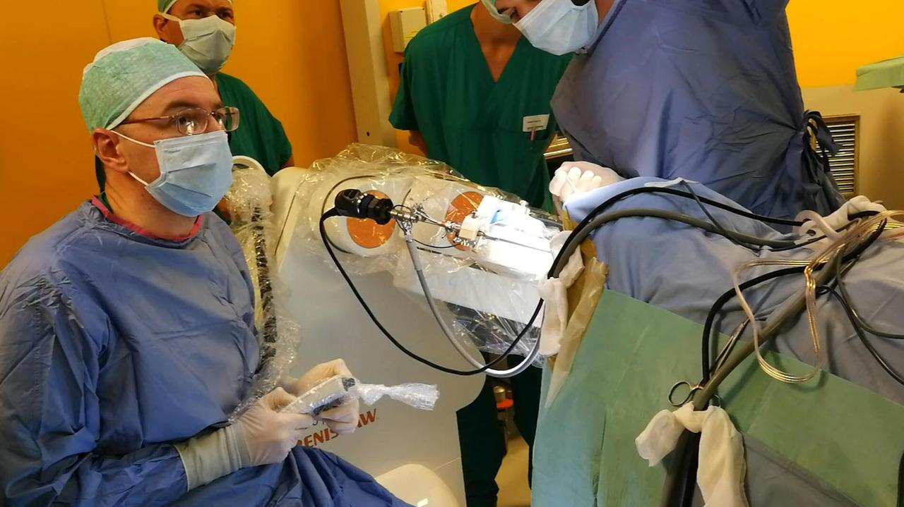 Un momento dell'operazione al Meyer