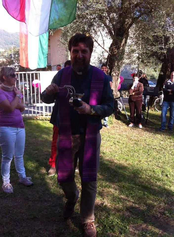 Il parroco di Pozzi don Alessandro Previato