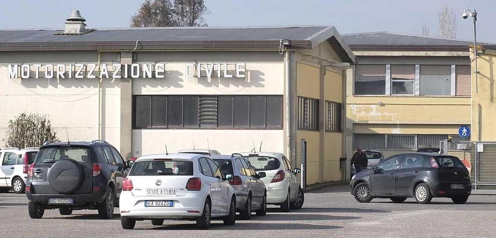 Motorizzazione, via libera alla firma del contratto di locazione per sei mesi