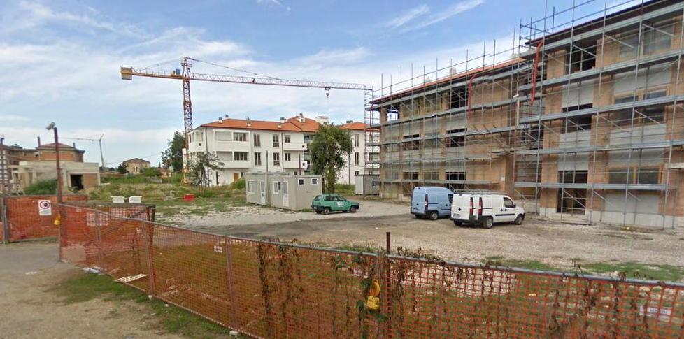 Al Comune un’area da 25 posti auto nell’ex colonia Nannini