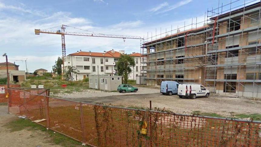 Al Comune un’area da 25 posti auto nell’ex colonia Nannini