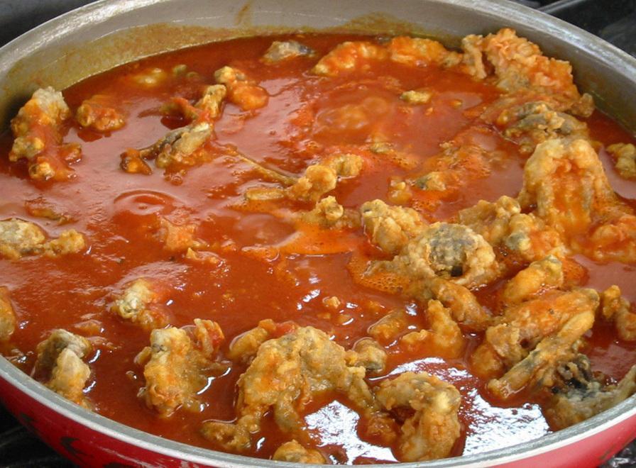 Mille modi diversi di mangiare rane Tra i garganelli o con i tortellini 