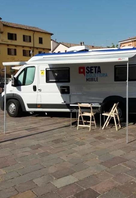 La biglietteria di Seta arriva in piazza Martiri