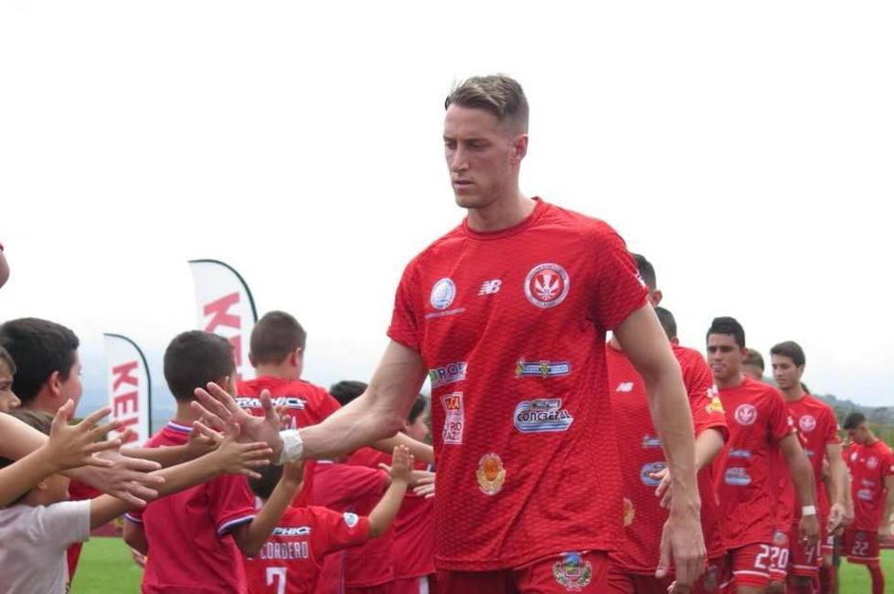 Alessio Lava di Cerreto Guidi qui durante una partita in Costa Rica
