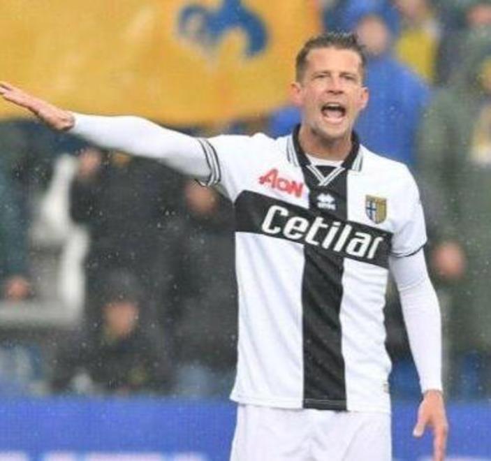 Il difensore Marcello Gazzola qui con la maglia del Parma