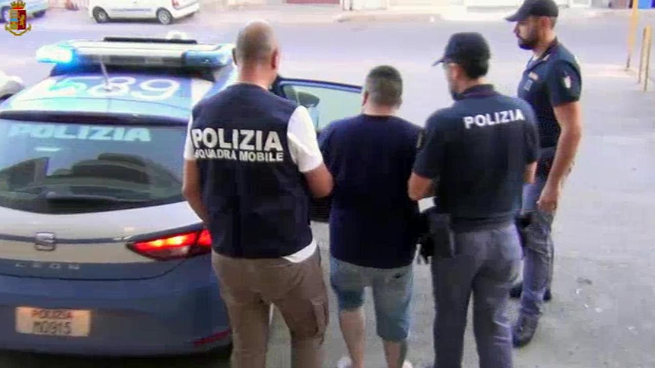Un arresto della polizia