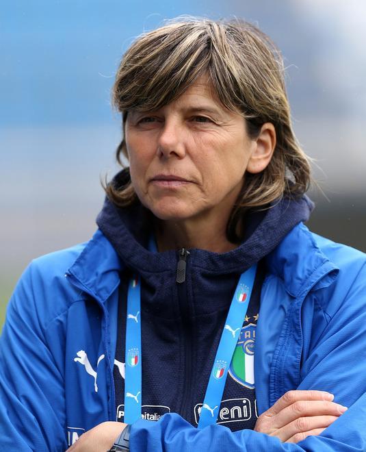 Italdonne, parte a Firenze la missione Euro 2021 Bertolini prolunga l’accordo