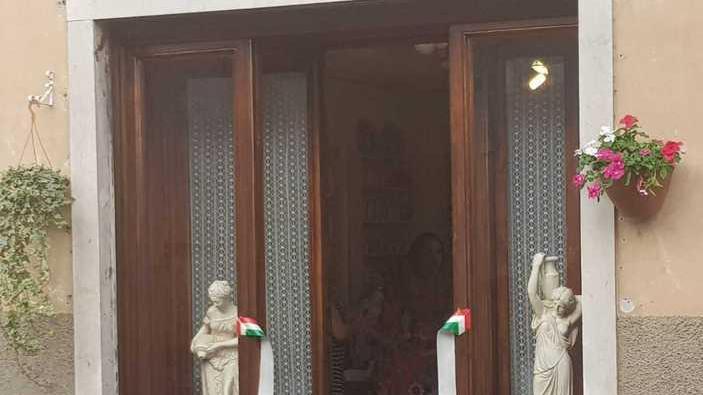 Un mercatino del riuso per aiutare chi è in difficoltà
