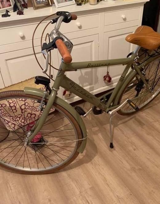 Continuano i furti di bici, ma la polizia ritrova quella di Balzano