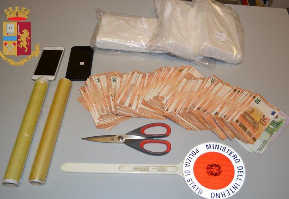 Coca, arrestato il grossista dello spaccio La droga nello scomparto segreto dell’auto 