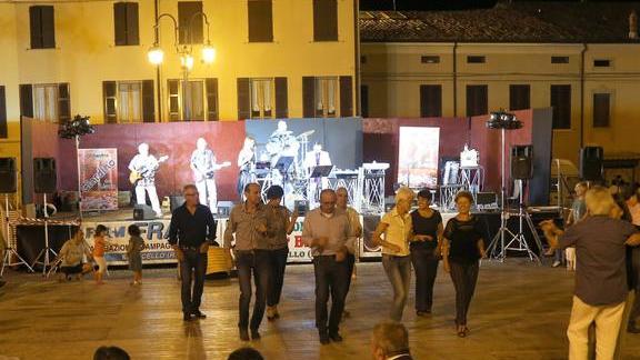 La sagra di San Genesio entra nel vivo con i concerti in piazza