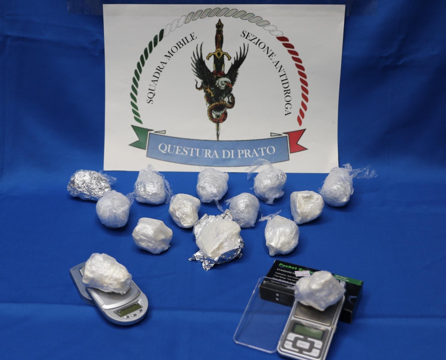 I 750 grammi di cocaina sequestrati nell'immobile di Rachid Arouni detto "il parrucchiere"
