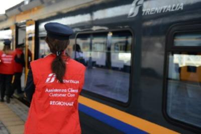Treni da lunedì 25 agosto in vendita gli abbonamenti regionali Emilia Romagna