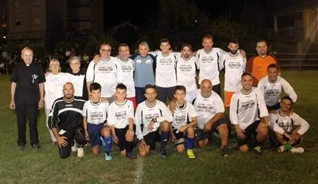 La “partita per Roberto” Obiettivo: defibrillatori a Groppoli e Cravilla 