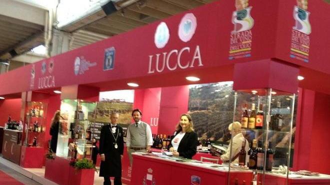 I vini bianchi e rossi di Montecarlo spopolano a Vinitaly