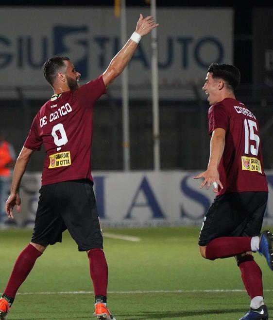 Pontedera, un debutto da urlo: i granata affondano (3-1) la corazzata Carrarese 