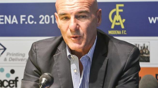 Cesati: «Non ci fermeremo per un calciatore a terra C’è l’arbitro che deve farlo»