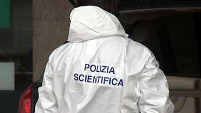 Trovata impiccata in casa ad Arezzo, indagini per omicidio