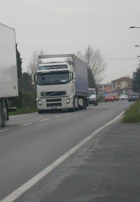Viale Europa, rinnovata l’ordinanza contestata
