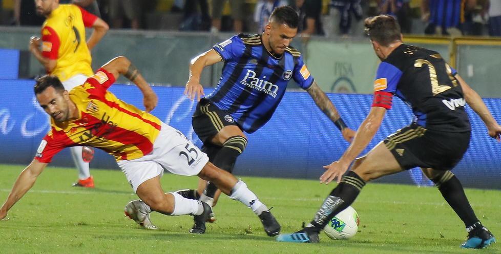 Difesa a tre oppure a quattro, trequartista sì o no: D’Angelo aumenta le opzioni del Pisa 
