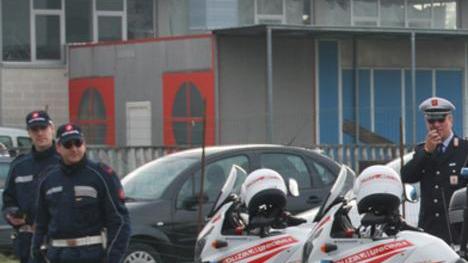 Senza revisione e assicurazione Controlli a tappeto col Targa System