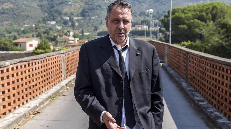 Il sindaco Giurlani sul ponte dei Marchi