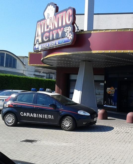 La sala slot rapinata dall'ex carabiniere ludopatico