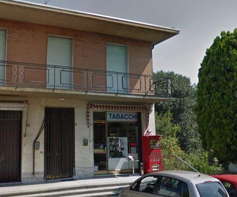 Ladri in tabaccheria Spariscono 10mila euro in sigarette e “grattini” 
