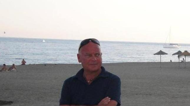 L'addio a Gianni Bezzini: «Orgoglioso dei tuoi figli, a tutti regalavi un sorriso. Ci mancherai»