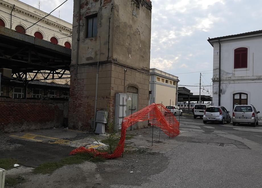Piazza Dante, il Comune dichiara guerra ai ratti 