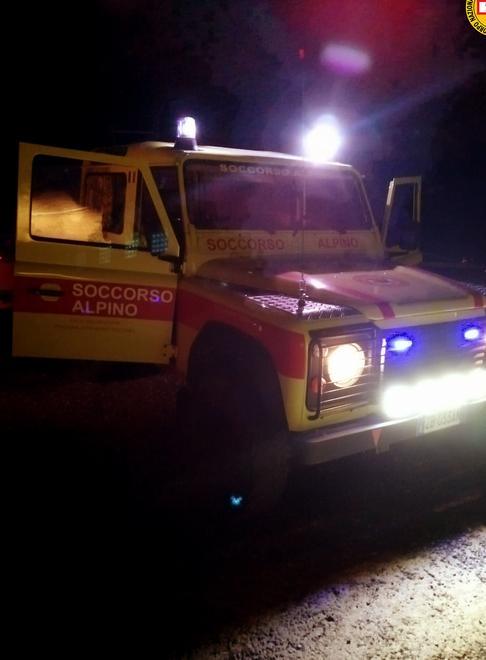 Allarme per un escursionista smarrito e ritrovato nella notte