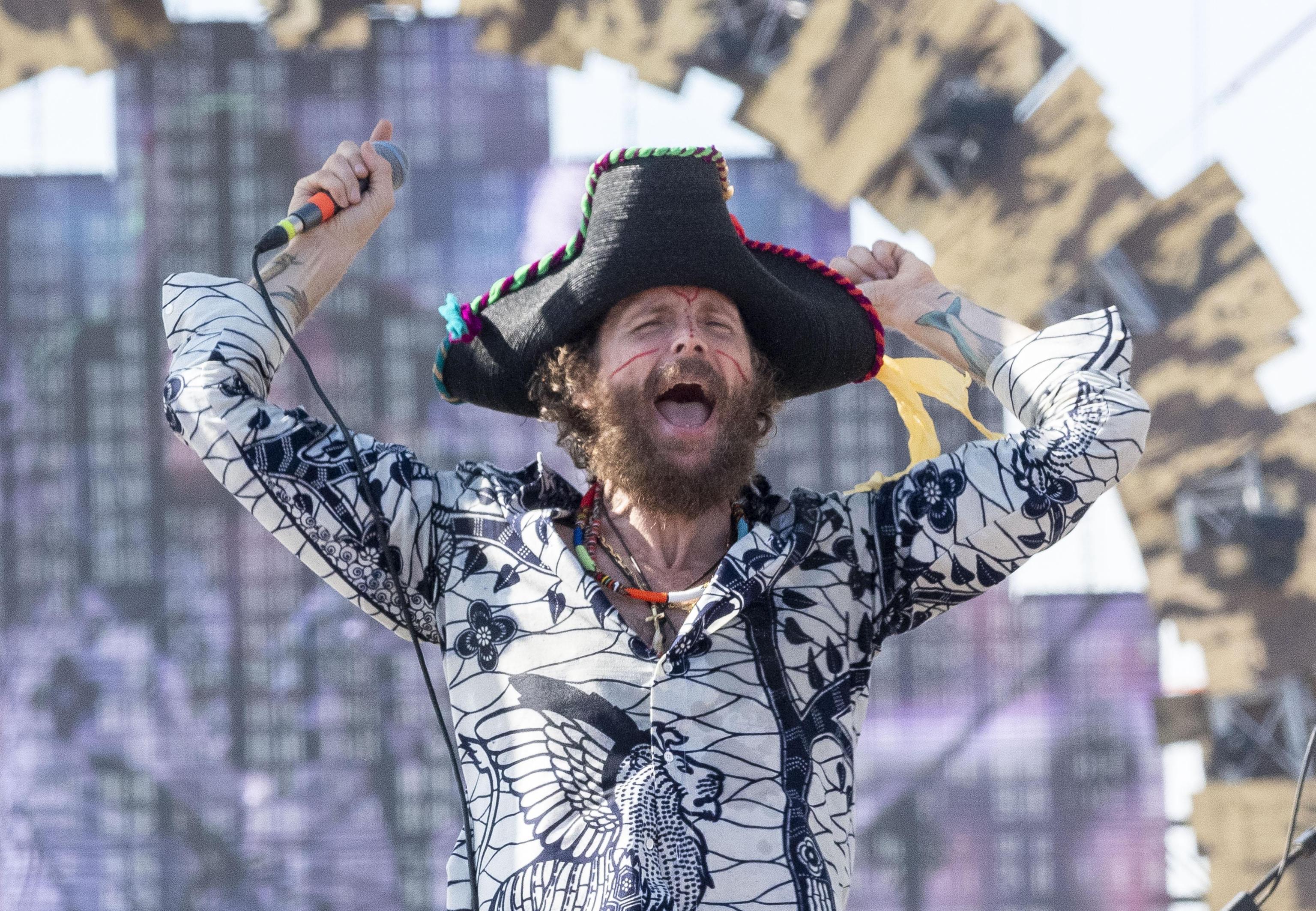 Jovanotti torna sulla spiaggia: altri 40mila attesi al Muraglione. Alberghi esauriti 