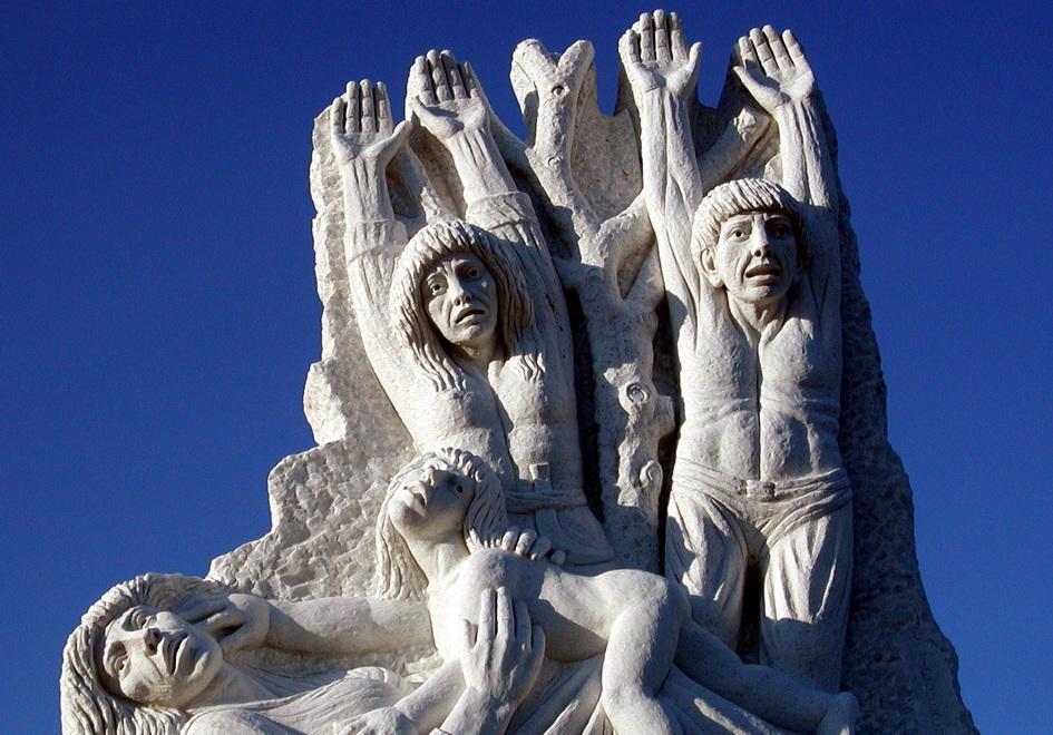 «No ai soldi tedeschi per il monumento della strage» 
