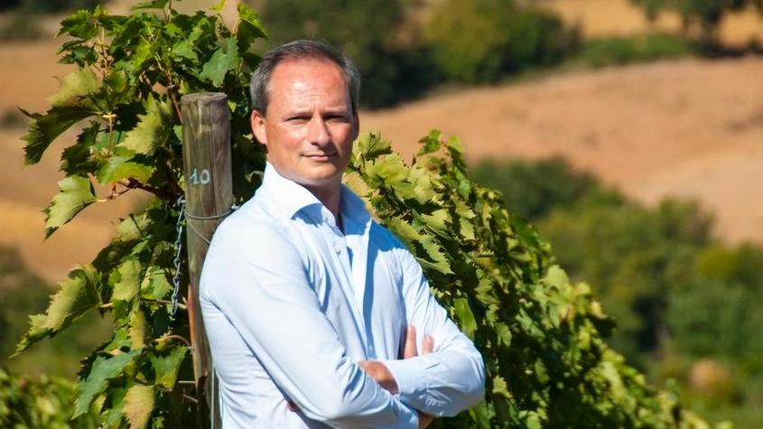 Dalle consulenze di alta finanza a quel vino che va dritto al cuore