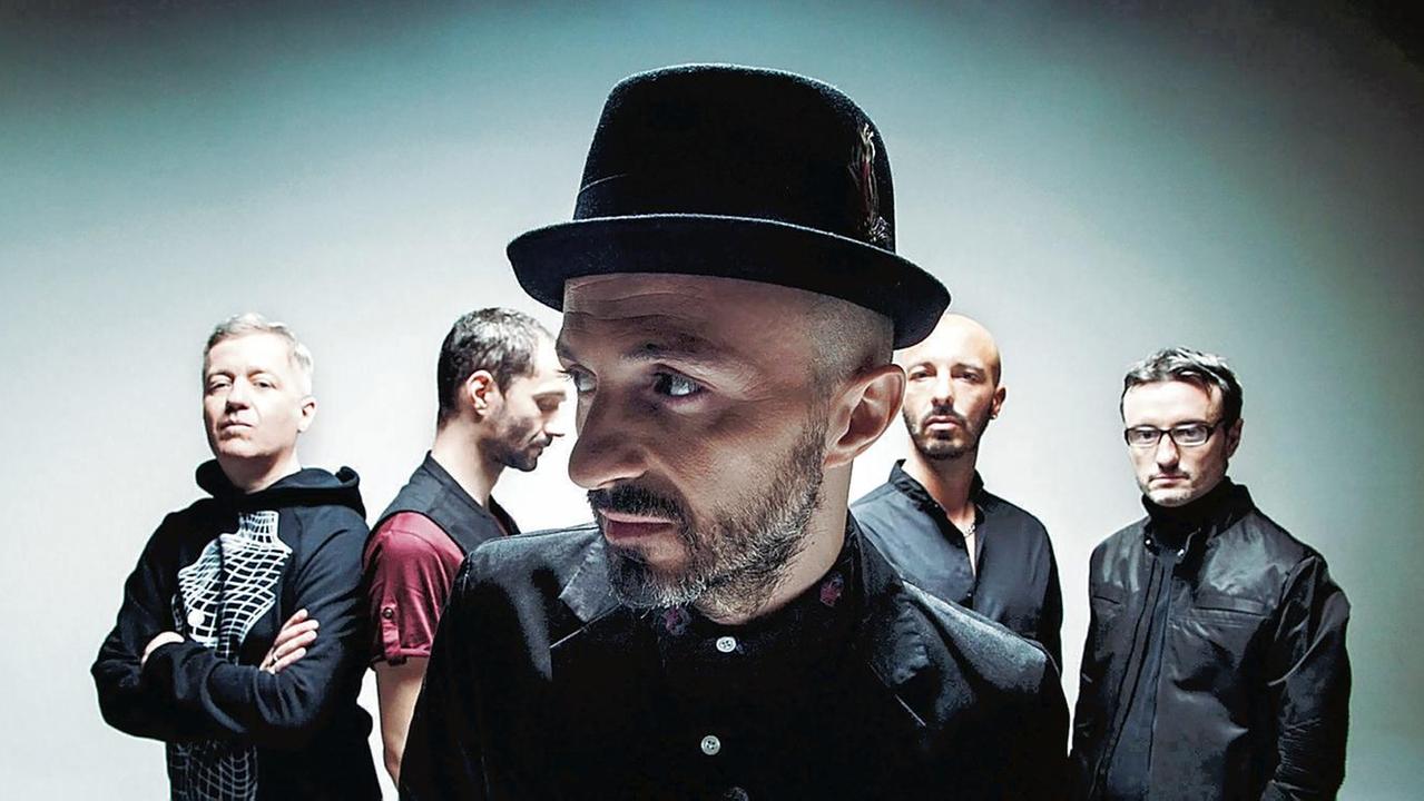 Subsonica, microchip eterno: 20 anni di nuove ossessioni il concerto è un mega dj-set