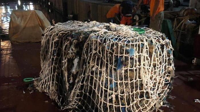 Ecoballa, Sammuri ringrazia «Gran lavoro della Capitaneria»