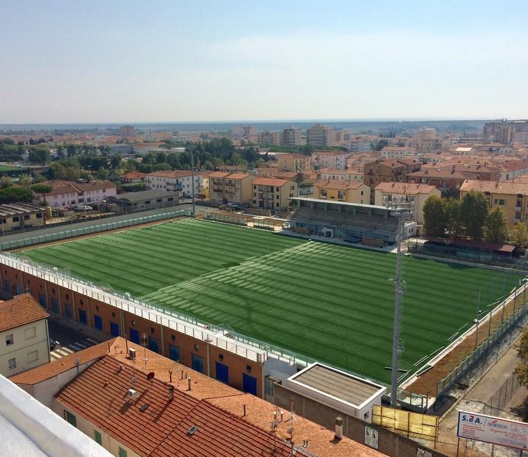 Al “Rossetti” arriva l’erba sintetica ma si tornerà in campo a novembre 
