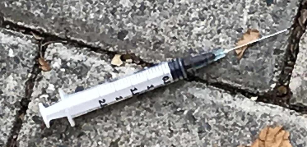 Non ci sono telecamere nella piazza dello spaccio dell’ex trammino 