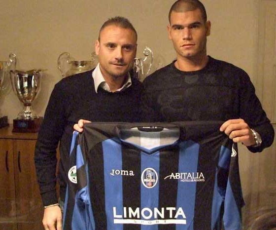 Adriano Mezavilla, un grande ex insegue il record di presenze