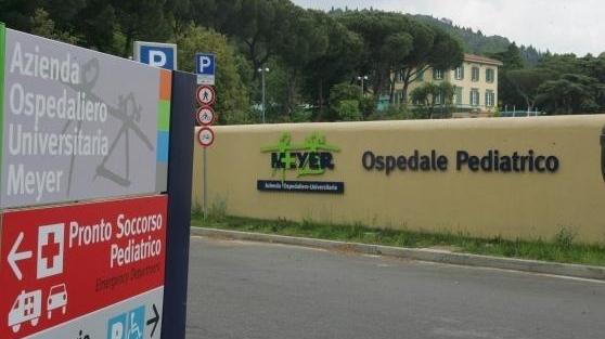 L’ingresso dell’ospedale pediatrico Meyer di Firenze