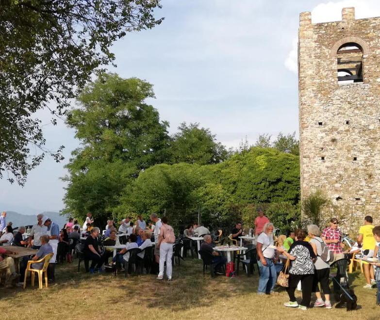Un successo la merenda per salvare Montecatino